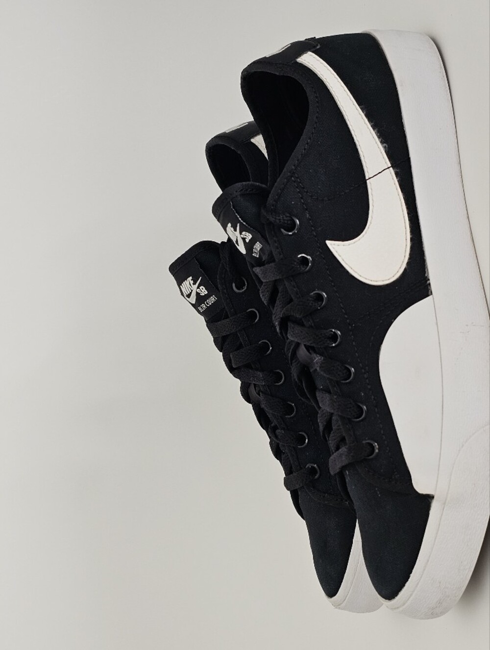 Nike Blazer Court SB Men's 9 Skateboarding Sneakers Black White CV1658-002